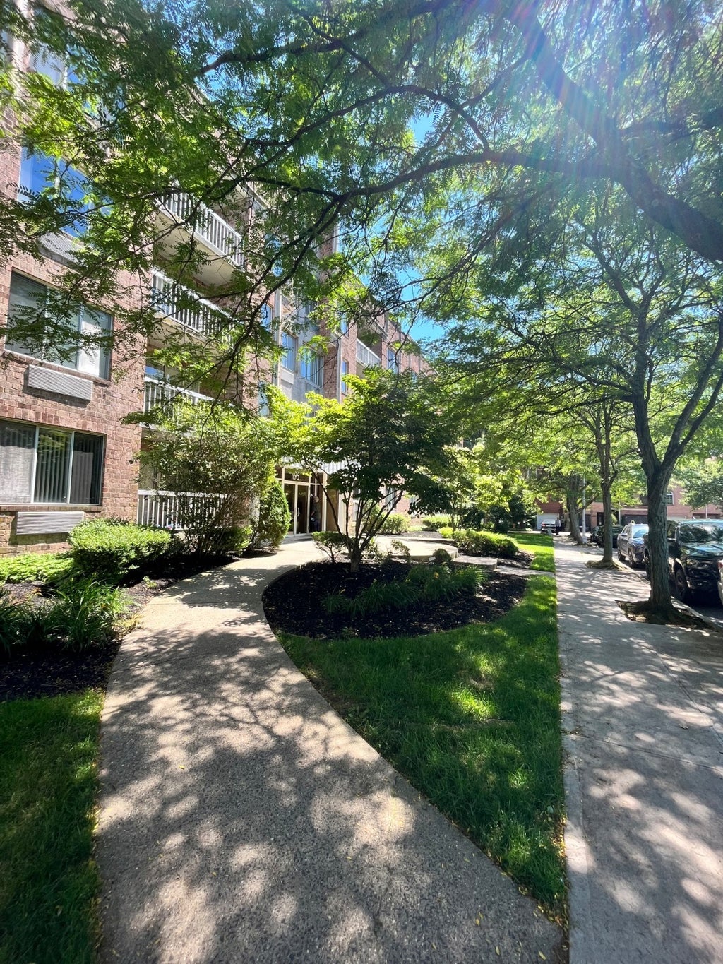 Photo of 145 Wellington Ct #2A, Staten Island, NY 10314 (MLS # 11896554)