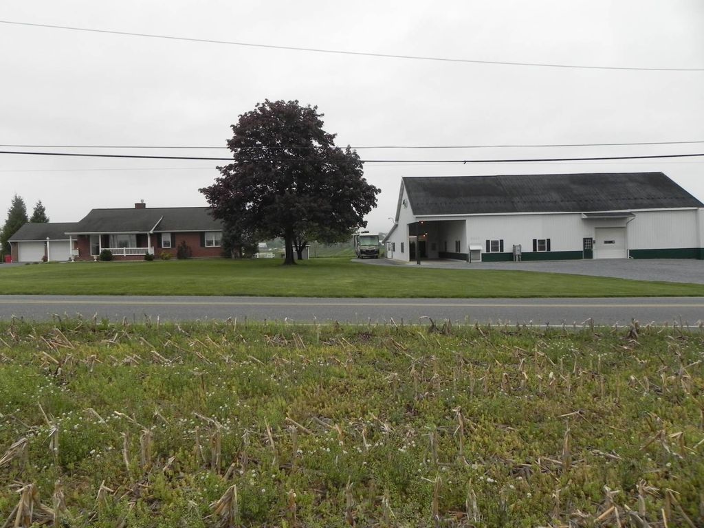 Photo of 3669 Parnell Dr, Mercersburg, PA 17236 (MLS # 11740556)