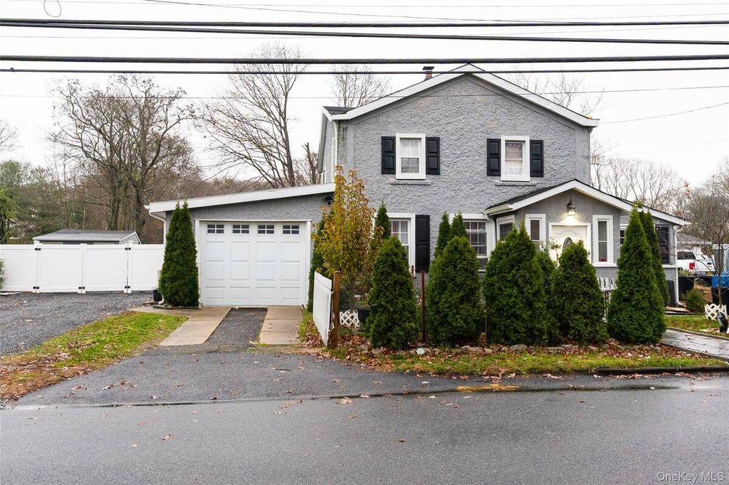 Photo of 163 Orchard Road, East Patchogue, NY 11772 (MLS # 11618023)