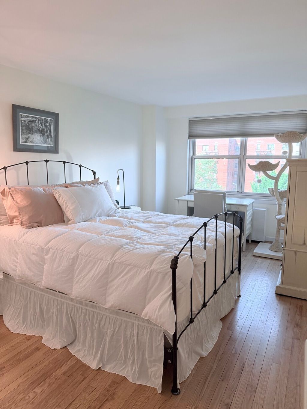 Photo of 135 Ocean Parkway #6H, Brooklyn, NY 11218 (MLS # 11740493)