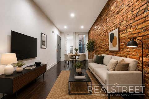 Photo of 471 Chauncey Street #2R, Brooklyn, NY 11233 (MLS # 11799760)