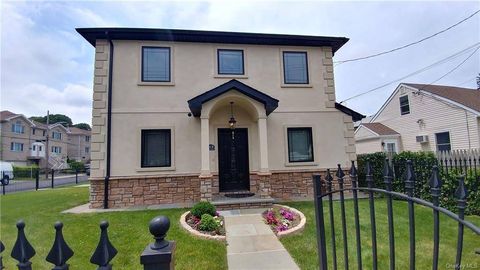 Photo of 113 Maple Place #2nd Floor, Yonkers, NY 10704 (MLS # 11659286)