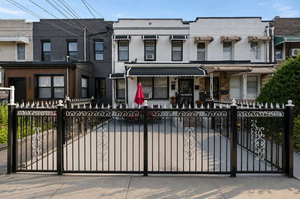 Photo of 960 221st Street, New York, NY 10469 (MLS # 11894847)
