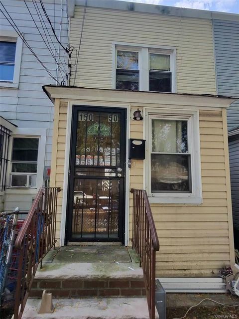 Photo of 15050 Foch Boulevard, Jamaica, NY 11434 (MLS # 11686257)
