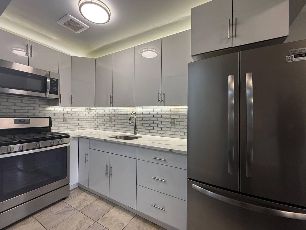 Photo of 123 Barbey Street, New York, NY 11207 (MLS # 11678935)