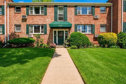 Photo of 1075 Fenwood Drive #3, Valley Stream, NY 11580 (MLS # 11855490)