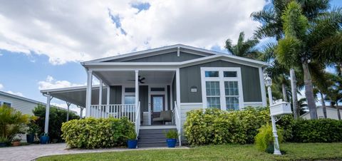 Photo of 99 Cottonwood Ln, Naples, FL 34112 (MLS # 11718807)