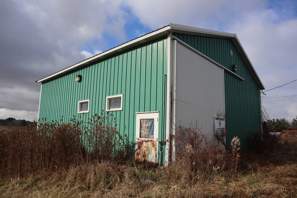 Photo of 1487 Sthwy 162, Sprakers, NY 12166 (MLS # 11622425)