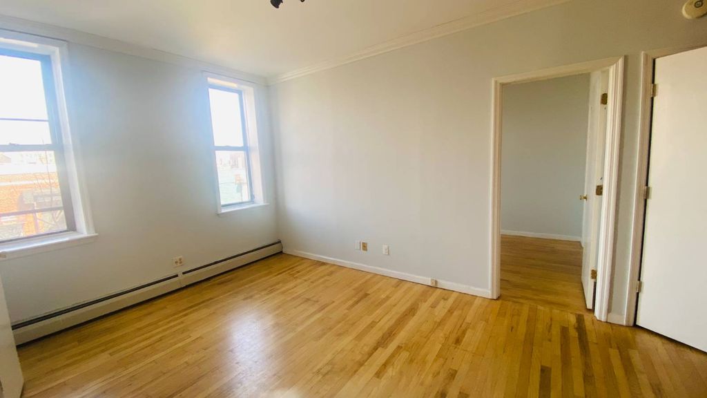 Photo of 4004 36th Ave, Astoria, NY 11101 (MLS # 11678396)