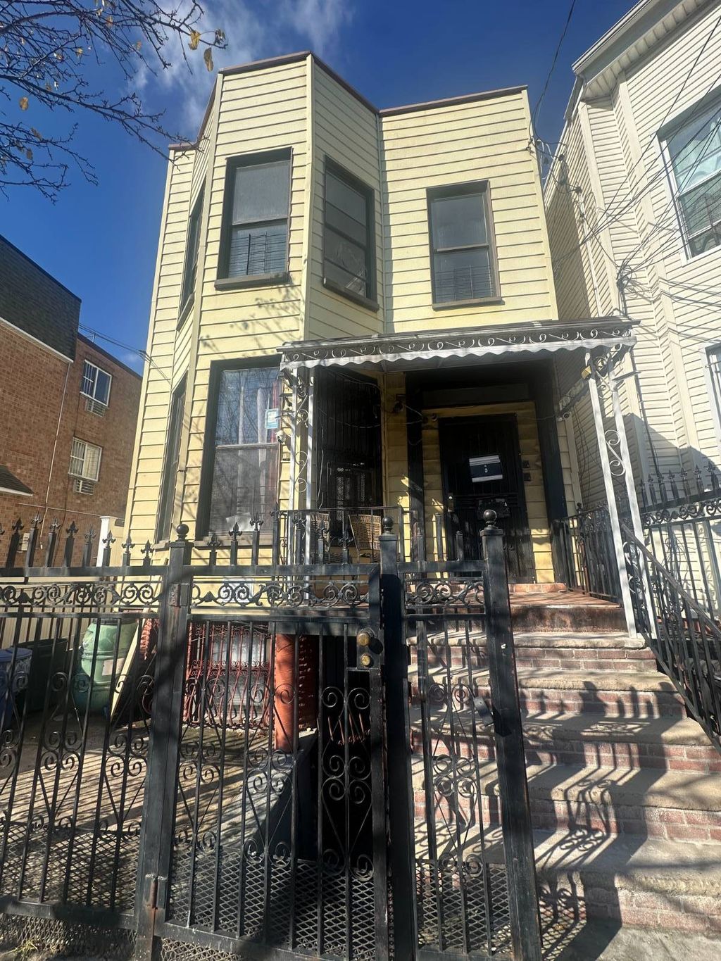 Photo of 1417 Clinton Ave, Bronx, NY 10456 (MLS # 11609021)