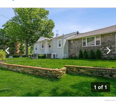 Photo of 1090 Midland Avenue, Bronxville Ave, Bronxville, NY 10708 (MLS # 11669510)