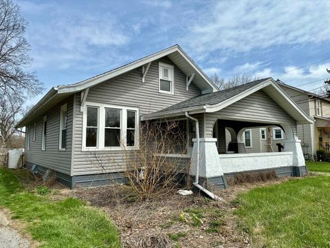Photo of 221 W Main St, New Lebanon, OH 45345 (MLS # 11684964)