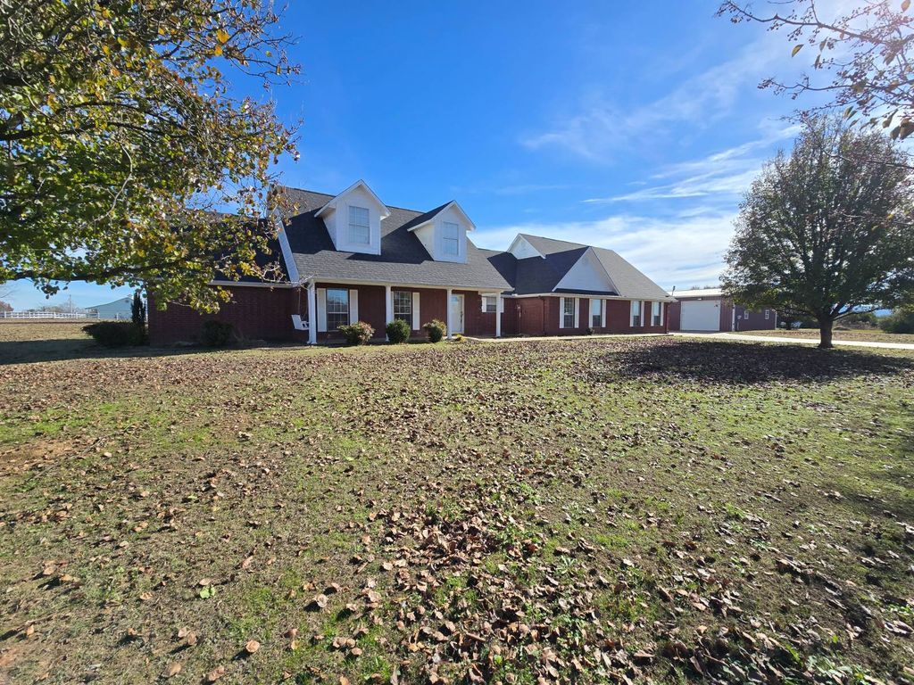 Photo of 29414 Country Ln, Poteau, OK 74932 (MLS # 11618357)
