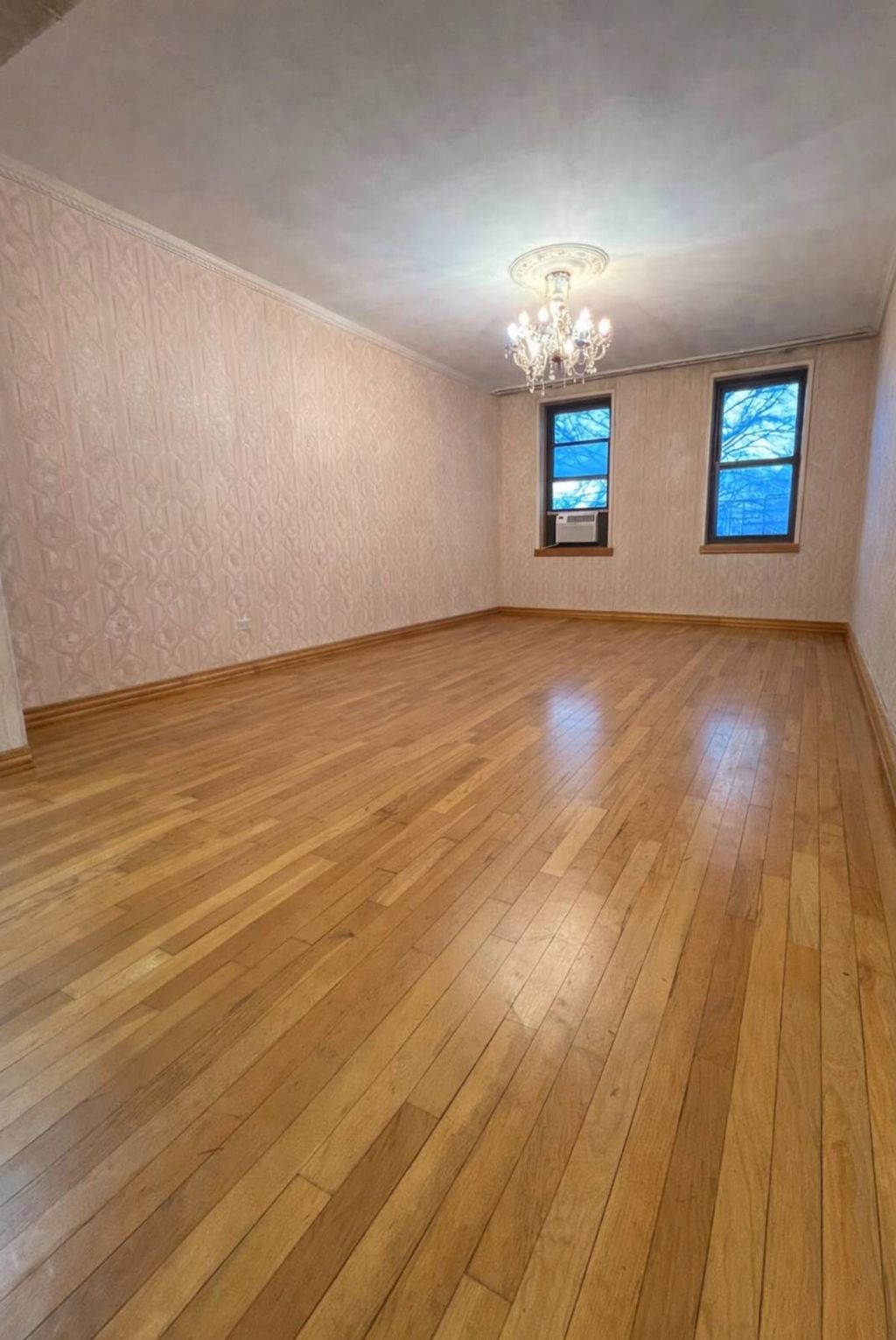 Photo of 8401 Main St #311, Queens, NY 11435 (MLS # 11654592)