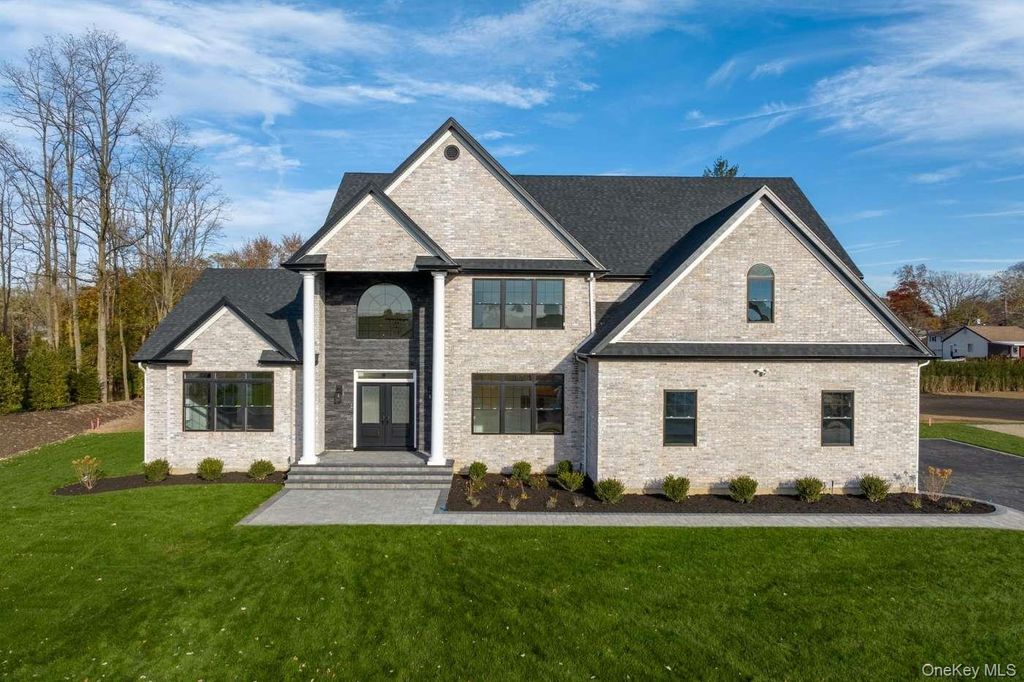 Photo of 457 Pond Path, East Setauket, NY 11733 (MLS # 11679404)