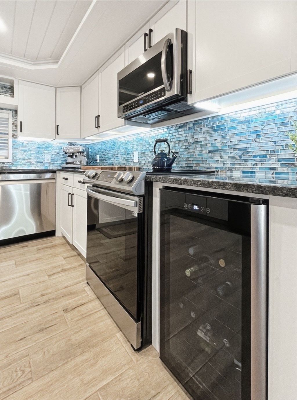 Photo of 43 Esper Ct, Ft Myers, FL 33912 (MLS # 11677254)