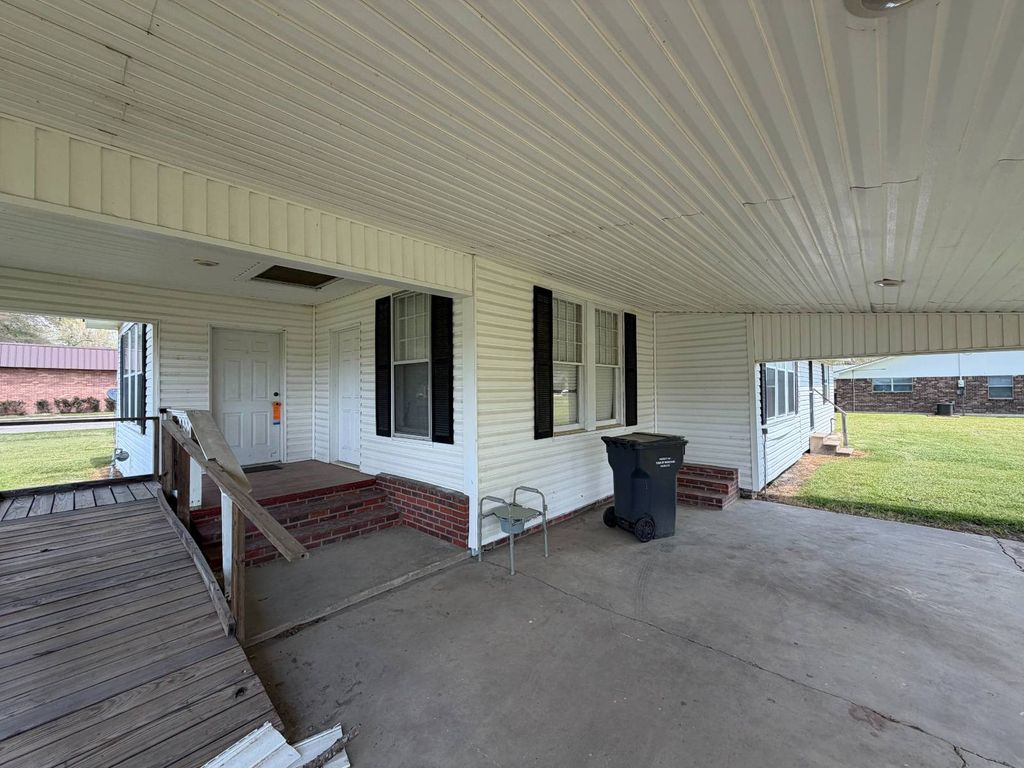 Photo of 218 North St, Mangham, LA 71259 (MLS # 11745719)