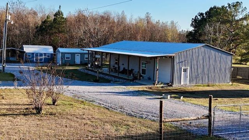 Photo of 172 Beach Road, Camden, AL 36726 (MLS # 11618341)