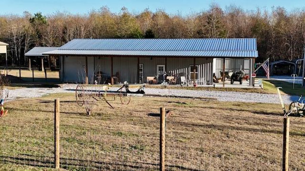 Photo of 172 Beach Road, Camden, AL 36726 (MLS # 11618341)