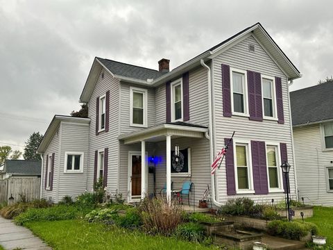 Photo of 901 Park Ave, Piqua, OH 45356 (MLS # 11742218)
