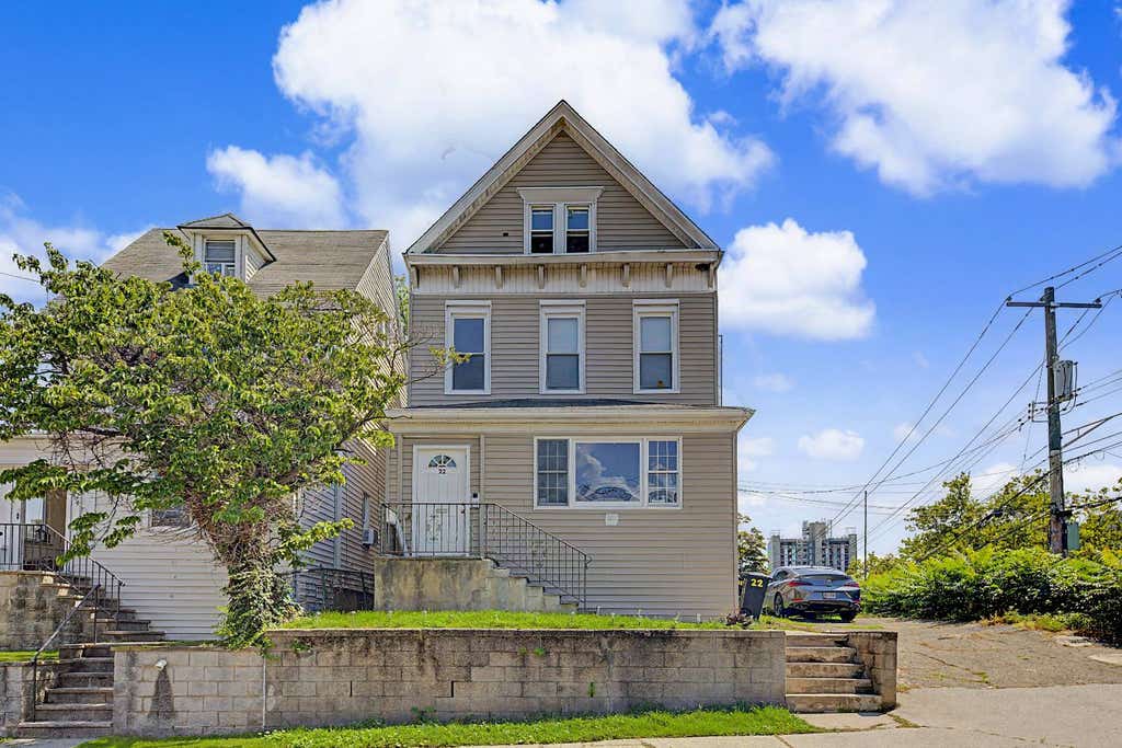 Photo of 20 aka 22 Crescent Place, Yonkers, NY 10704 (MLS # 11922546)