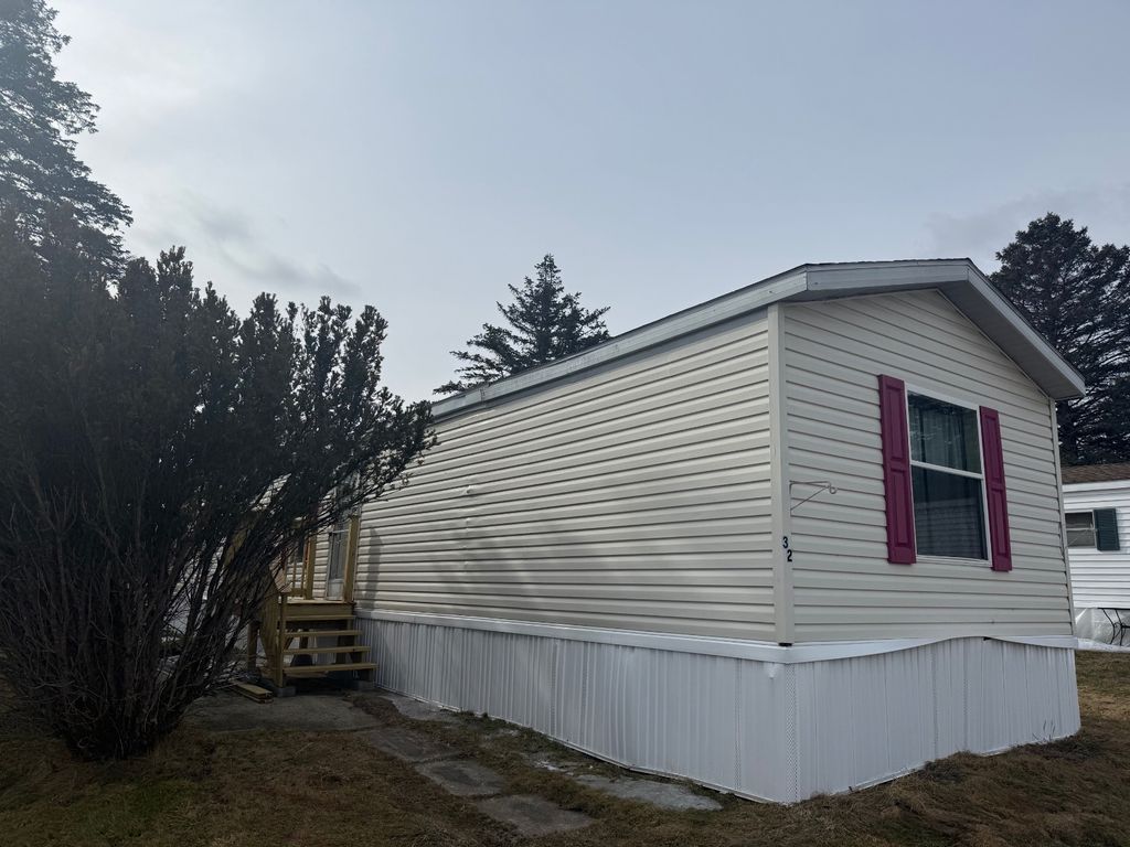 Photo of 708 Nys Rt 67 #32, Amsterdam, NY 12010 (MLS # 11676559)