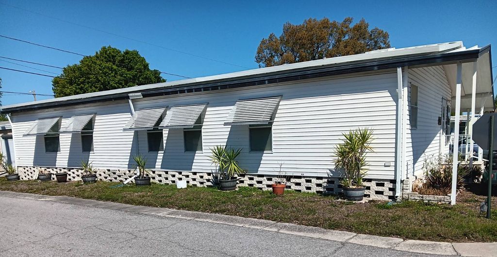 Photo of 16416 US Hwy 19 N #520, Clearwater, FL 33764 (MLS # 11678454)