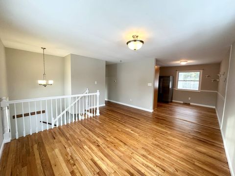 Photo of 76 Trottingham Ct, Saratoga Springs, NY 12866 (MLS # 11631800)