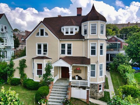 Photo of 8 Hudson Terrace #3S, Dobbs Ferry, NY 10522 (MLS # 11679635)