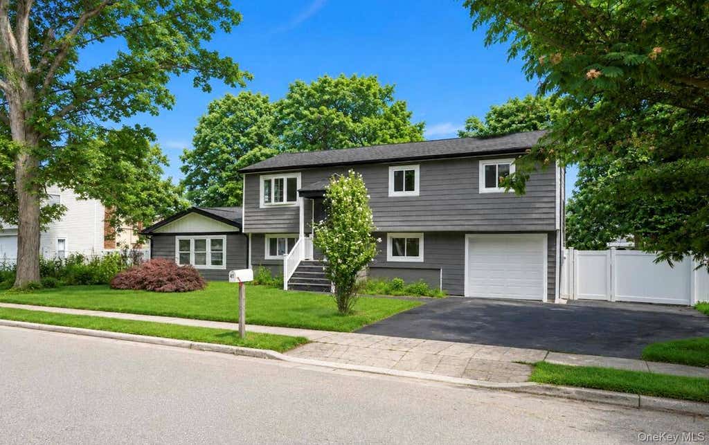 Photo of 41 Madison Avenue, Amityville, NY 11701 (MLS # 11926464)