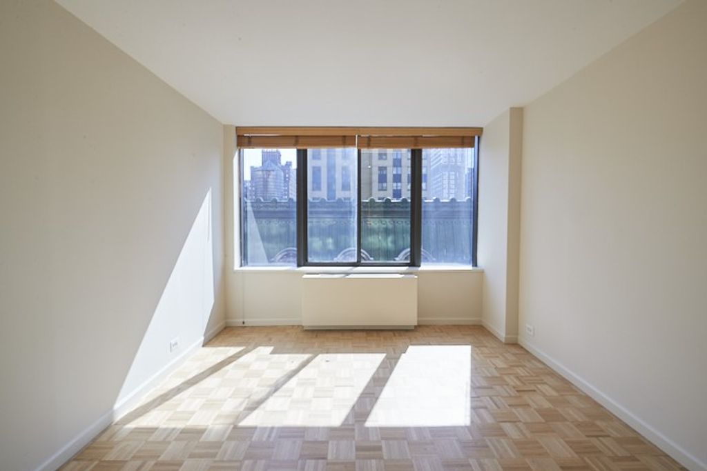 Photo of 445 Fifth Avenue #25D, Brooklyn, NY 10016 (MLS # 11676141)