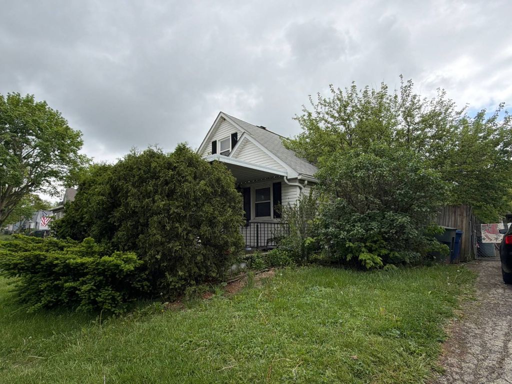 Photo of 3454 Beulah Rd, Columbus, OH 43224 (MLS # 11742202)