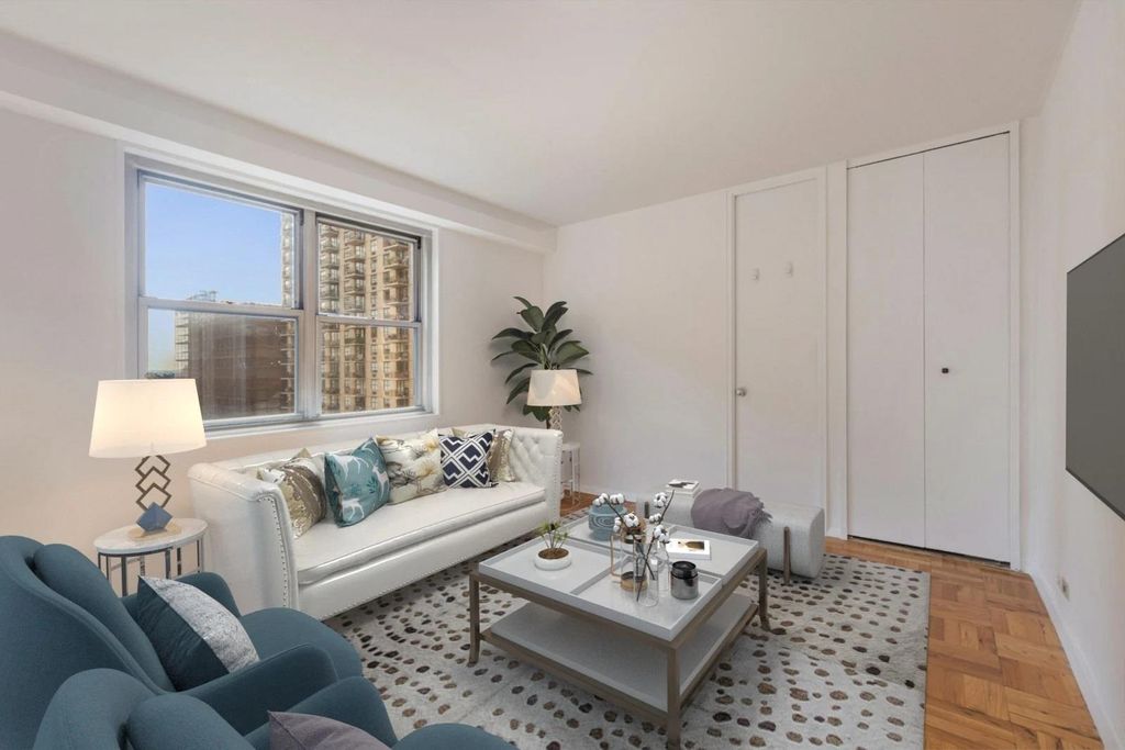 Photo of 300 East 40th Street #8H, New York, NY 10016 (MLS # 11639550)