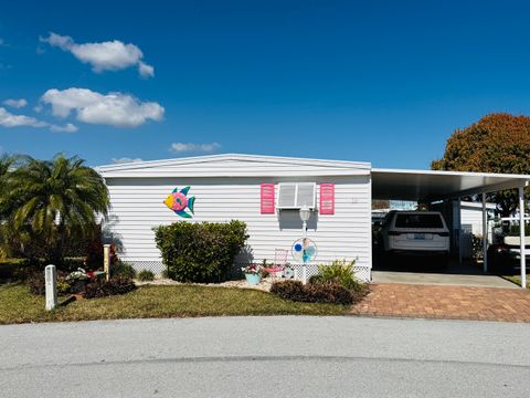 Photo of 19 S. Harbor Drive, Vero Beach, FL 32960 (MLS # 11652872)