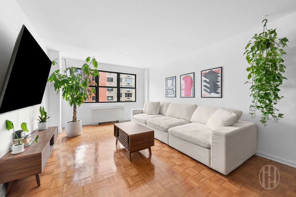 Photo of 201 East 28th Street #10L, New York, NY 10016 (MLS # 11735904)