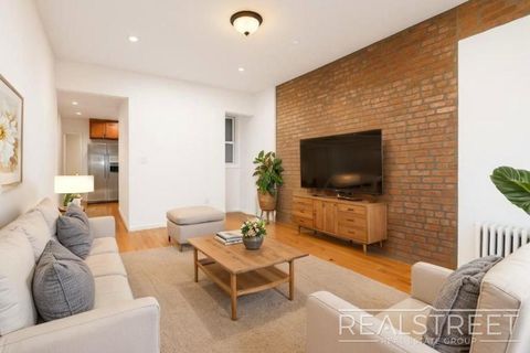 Photo of 168 7th Ave #3R, BROOKLYN, NY 11215 (MLS # 11596133)