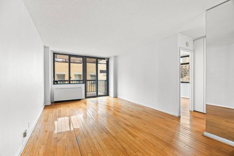 Photo of 300 E 54th Street #6C, New York, NY 10022 (MLS # 11680292)