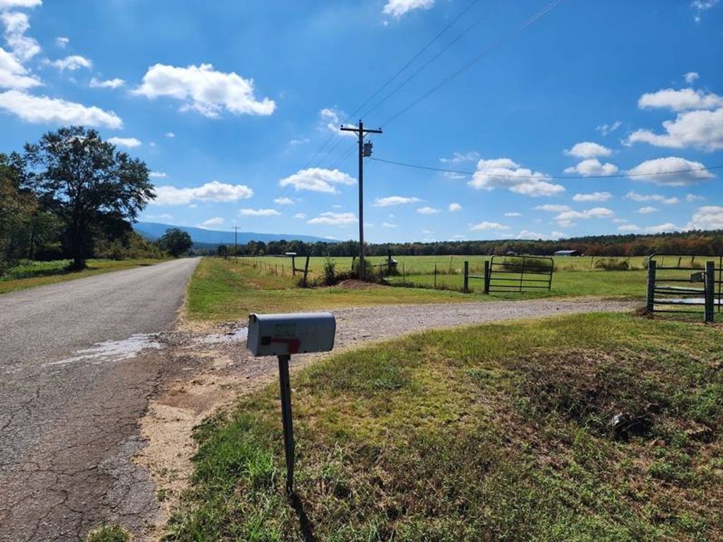 Photo of 52901 Haw Creek Road, Heavener, OK 74937 (MLS # 11642403)