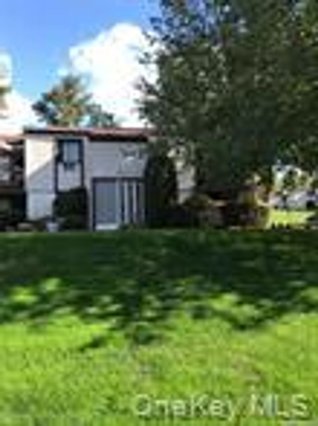 Photo of 77 Richmond Boulevard #4A, Ronkonkoma, NY 11779 (MLS # 11677685)