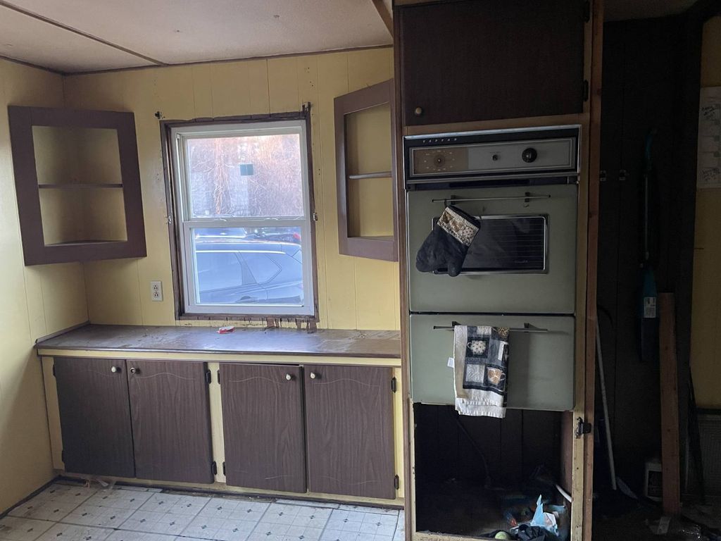 Photo of 413 Saratoga Road #21, Glenville, NY 12302 (MLS # 11678223)