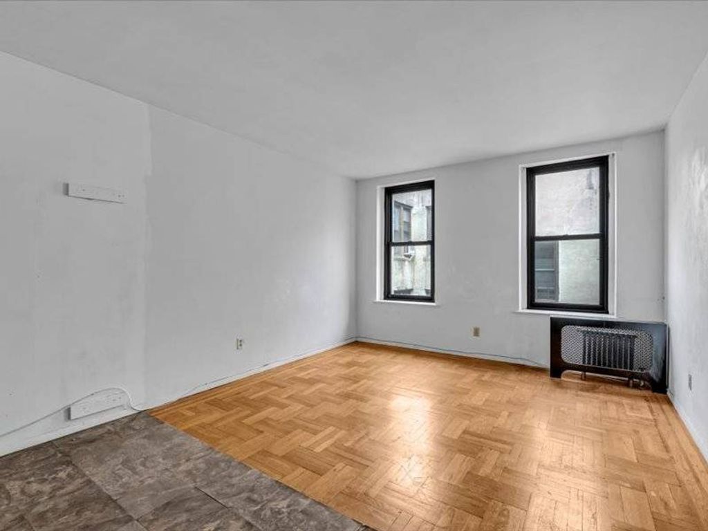 Photo of 1151 Brighton Beach Ave #6M, Brooklyn, NY 11235 (MLS # 11607416)