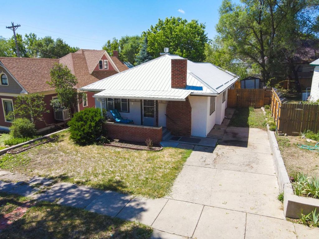 Photo of 535 Rio Grande Ave, RATON, NM 87740 (MLS # 11859541)