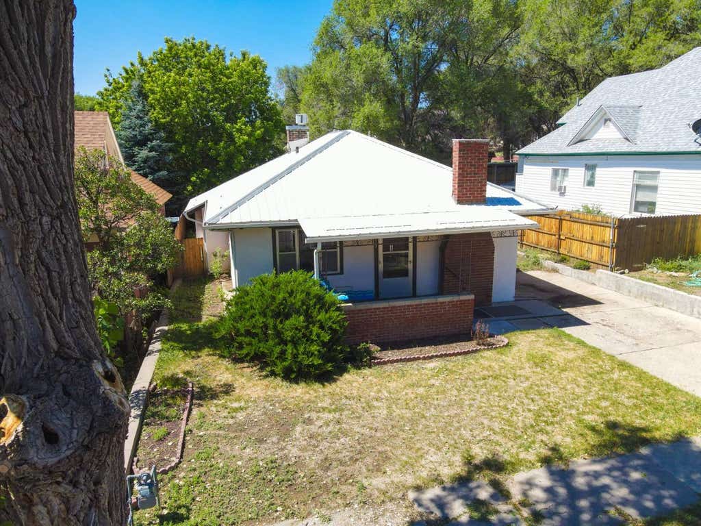 Photo of 535 Rio Grande Ave, RATON, NM 87740 (MLS # 11859541)