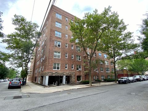 Photo of 3615 Oxford Ave #7E, Bronx, NY 10463 (MLS # 11739551)