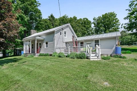 Photo of 18 Farm Way, Averill Park, NY 12018 (MLS # 11802898)