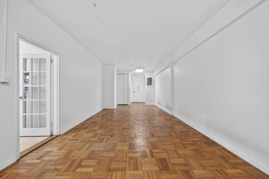 Photo of 14205 Roosevelt Ave #134, Flushing, NY 11354 (MLS # 11677307)