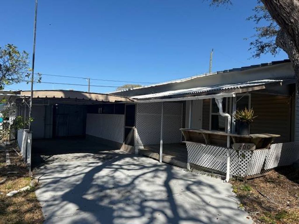 Photo of 200 Fun Avenue, Bradenton, FL 34208 (MLS # 11652231)