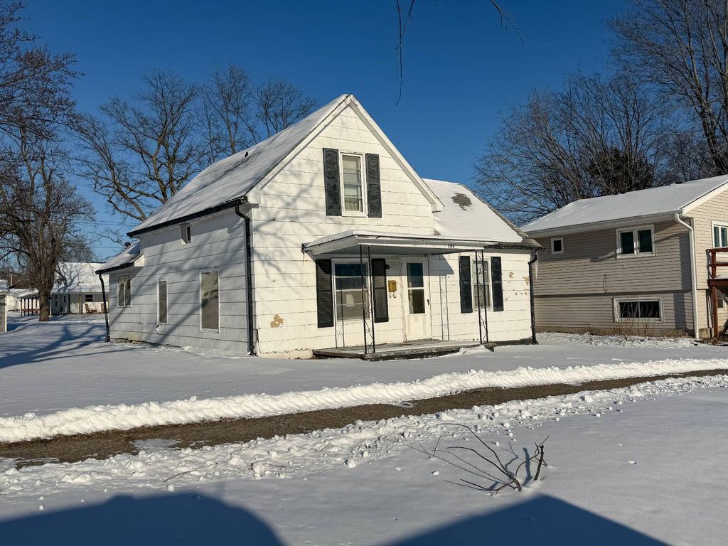 Photo of 104 W Curtis, Marceline, MO 64658 (MLS # 11636364)