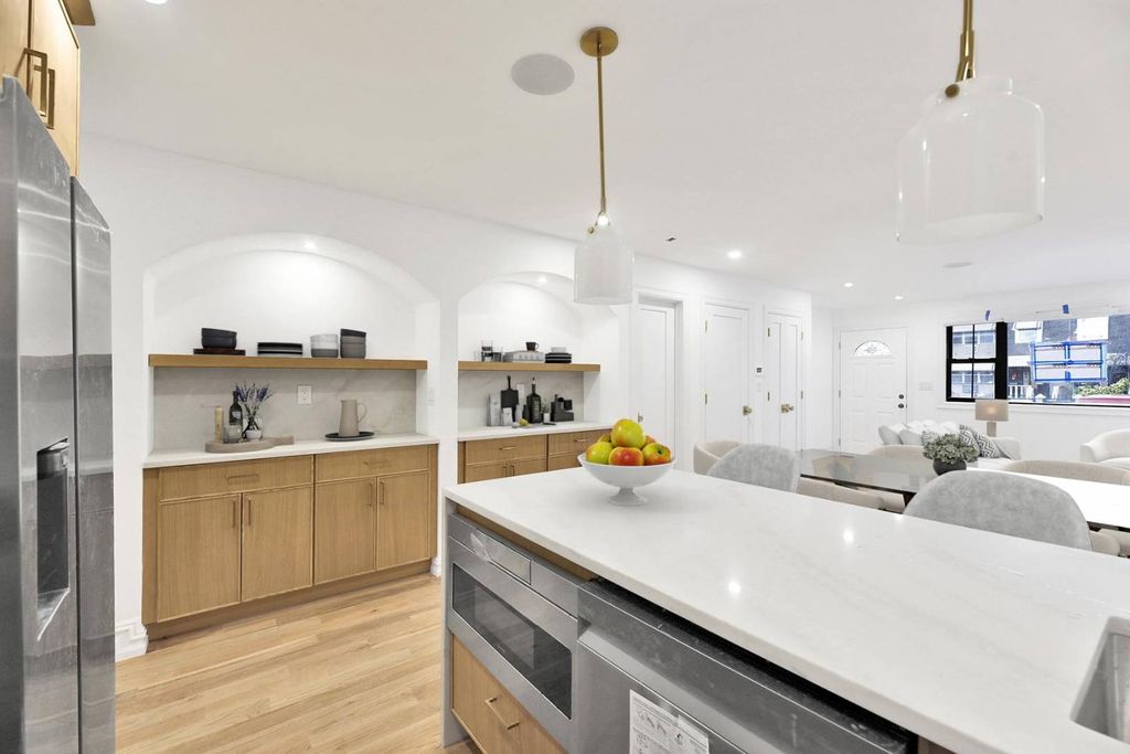 Photo of 526 central Ave, brooklyn, NY 11221 (MLS # 11610122)