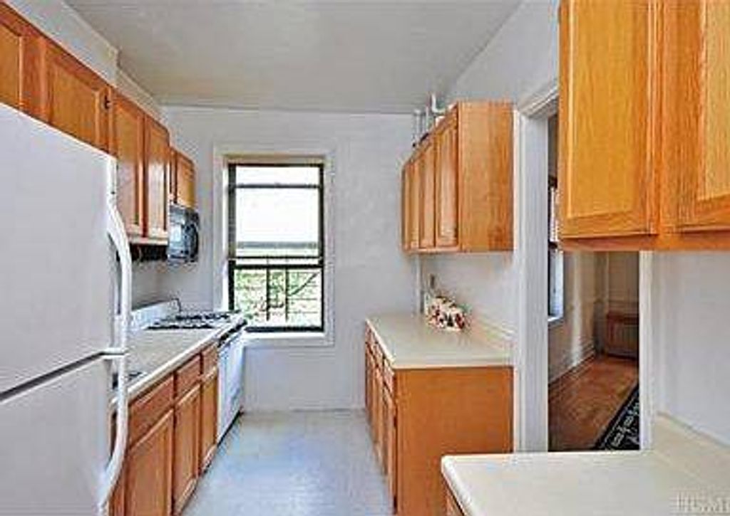 Photo of 3400 Wayne Ave #F22, Bronx, NY 10467 (MLS # 11616183)